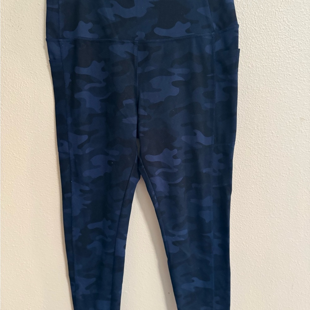 Danskin Blue Leggings Stretchy Comfortable Fit